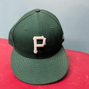 Pittsburgh Pirates New Era Fitted Hat - Size 7-1/4